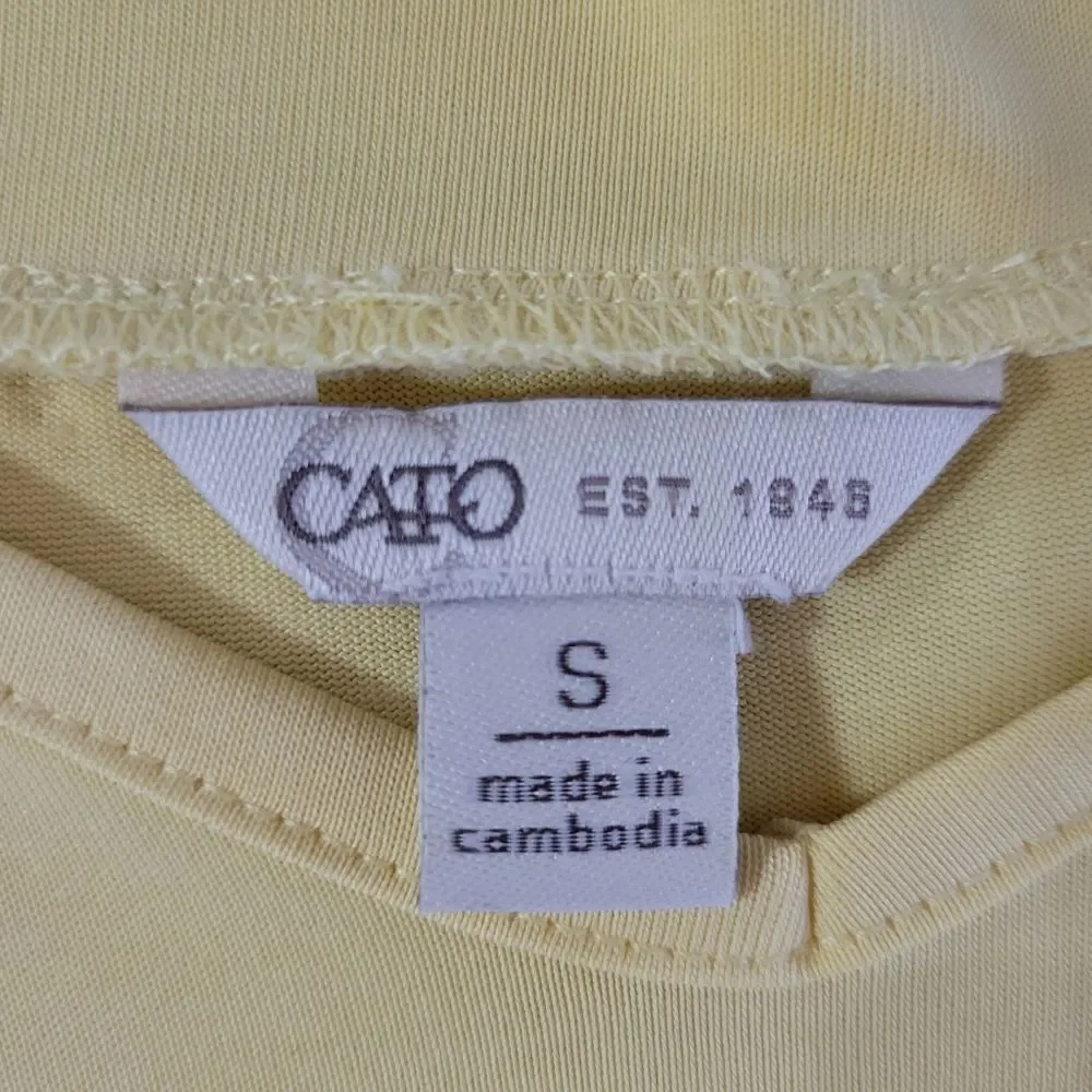 Cato Women's Yellow Cold Shoulder Short Sleeve Jersey Knit Pullover Top